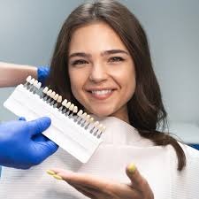 Can Veneers Fix Crooked Teeth? Cosmetic Dentistry Solutions